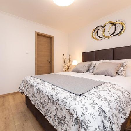 Apartment Miko Sveti Ivan Dobrinjski Екстериор снимка